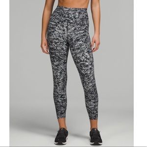 NWT Lululemon Base Pace High-Rise Tight 25” Leggings